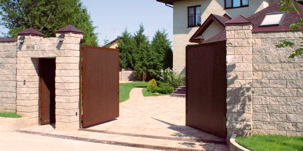 Гаражные секционные ворота DoorHan, Промышленные ворота DoorHan, Откатные ворота DoorHan, Распашные ворота DoorHan, Рольставни и роллеты DoorHan, Роллетные ворота DoorHan, Противопожарные ворота DoorHan, Гибкие ПВХ ворота DoorHan, Полосовые пленочные завесы DoorHan, Рулонные ворота DoorHan по самой низкой цене в Тернополе